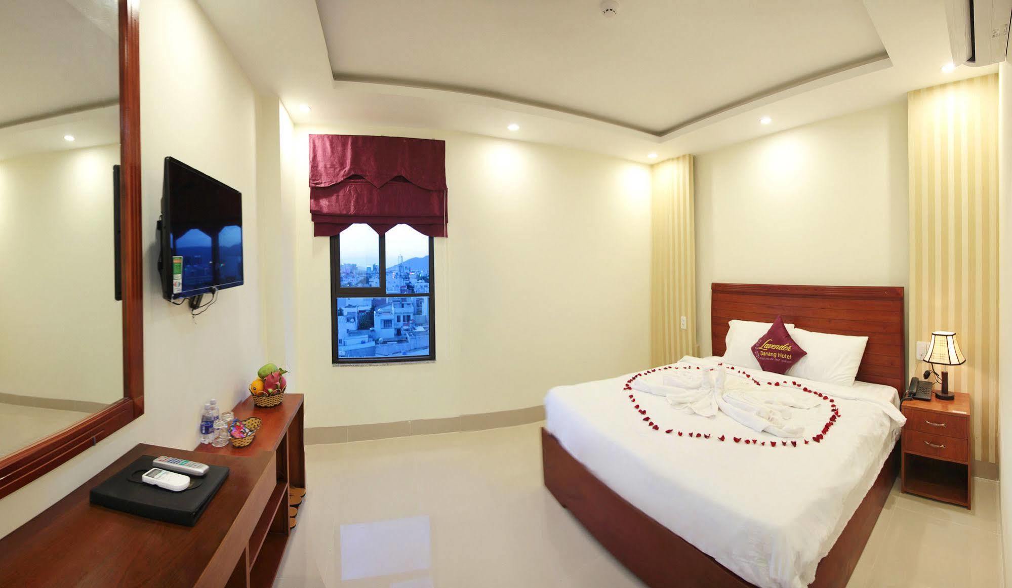 Lavender Danang Hotel Exterior photo